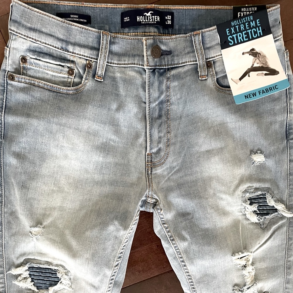 Trendy Hollister California Jeans
